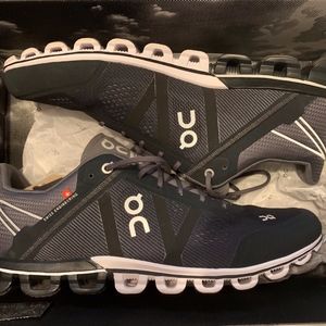 ON Men's Cloud Flow Running Shoes